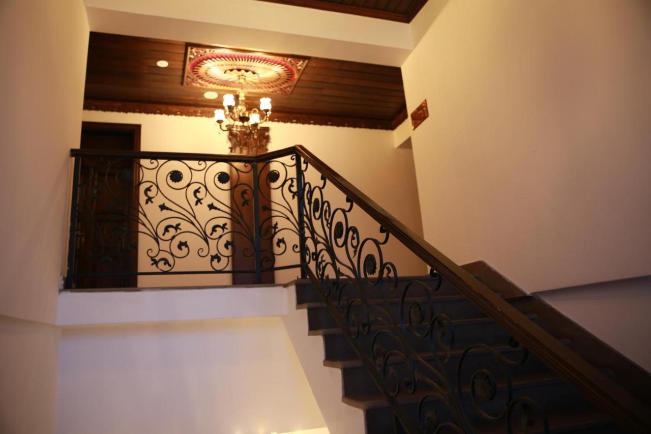 Cheltikov Hotel Карс Экстерьер фото